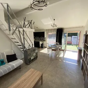 Grand à Louer Avec Terrasse Appartement