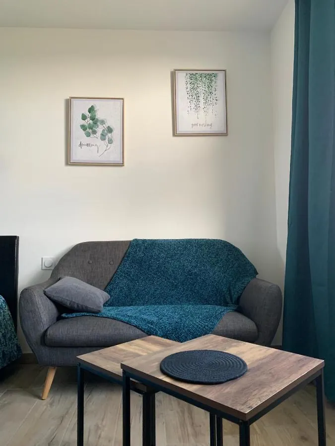 Gite Les Combes Bellevue A Etrez, Appartement A La Campagne Bresse Vallons Apartment